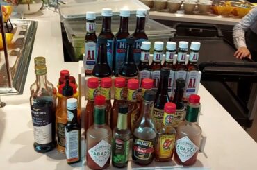 WINDJAMMER Wonder Of The Seas all you can eat buffet on The Biggest Cruise Ship In The World