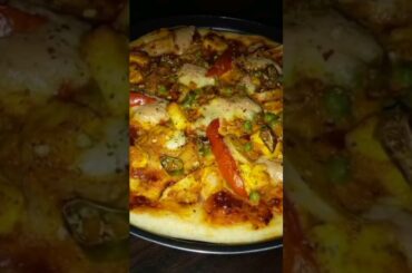 Best pizza... #homebakedpizza... healthy pizza #shorts. full recipe linkhttps://youtu.be/e2-wcSQw8v4