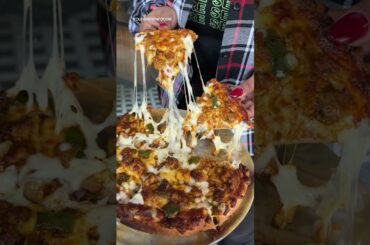 YEH HAI BEST PIZZA | India Street Food Shorts | YourBrownFoodie #shorts #shortsfeed