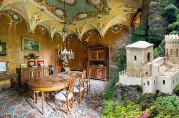 A 1000 Year Old Abandoned Italian Castle - Uncovering It's Mysteries!