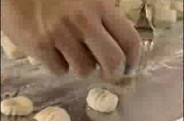 Gnocchi with gorganzola - Italian Recipes - UKTV Food