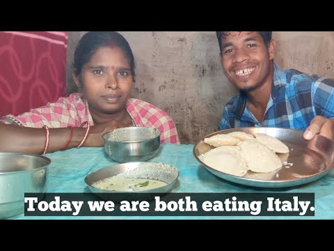 Today we are both eating Italy. Today we are both eating Italy.