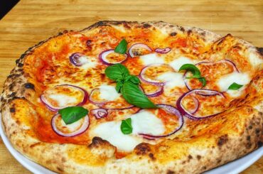 Full power Margherita, with a frozen dough from a batch I made 2 weeks back.