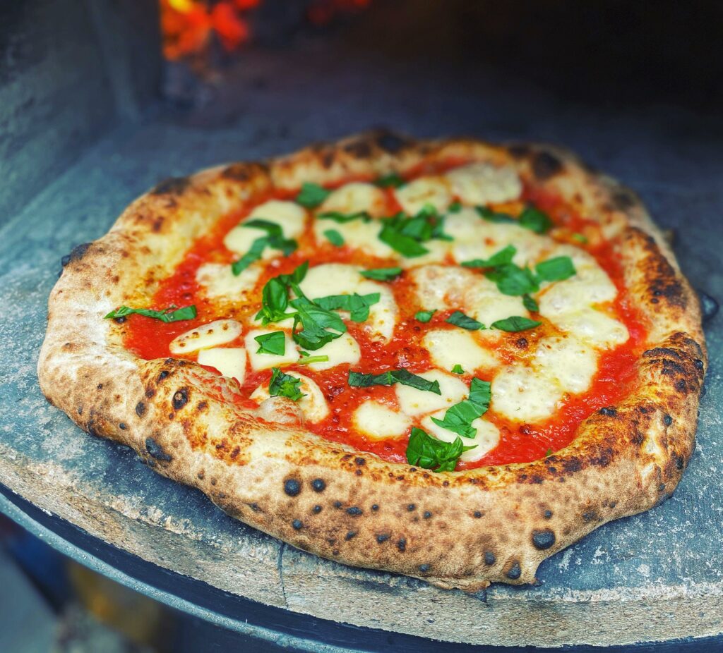 Using Pear wood for a blazing hot oven