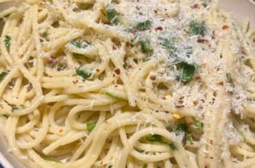 My go-to pasta dish. Spaghetti cooked with shallow salted water (less water helps make the pasta water thicker) with garlic, olive oil, anchovy fillets, crushed red pepper, lots of parsley and Parmesan, then a squeeze of lemon juice. Very sorry to the Italian cuisine purists…