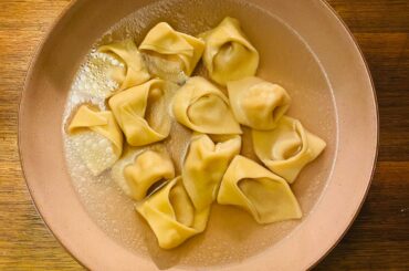Tortelloni en Brodo