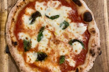 Margherita 65% Hydration. 60 second bake.