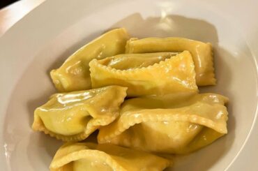 Agnolotti con Ricotta e Spinaci