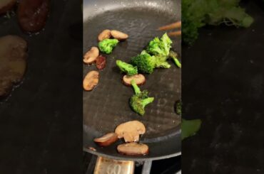 making samyang carbonara