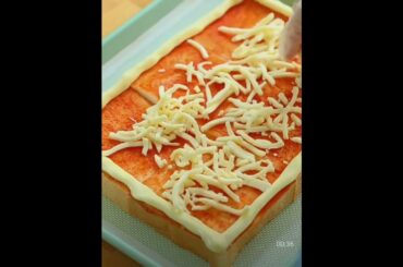Bread Pizza Recipe #baking #pizza #breadpizza #pizzalover #foodfuneating #food #foodie #pizzarecipe