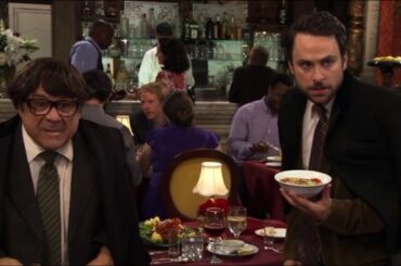 It's Always Sunny in Philadelphia - Stand-off at Guigino's