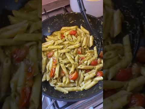 Easy Pasta Recipe In Italian! Food Vlog. tiktokvideo #shorts Easy Pasta Recipe In Italian! Food Vlog. tiktokvideo #shorts