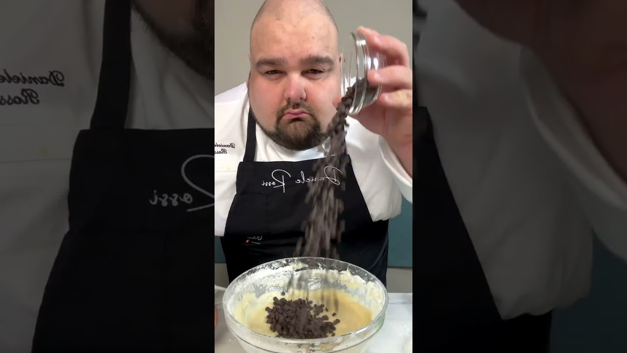 PEAR AND CHOCOLATE CAKE #shorts #asmr PEAR AND CHOCOLATE CAKE #shorts #asmr