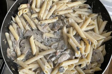 Penne alla boscaiola con melanzane