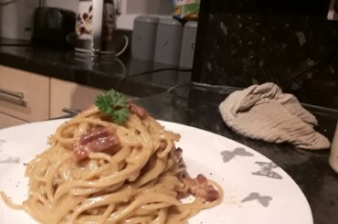 My attempt at a proper Carbonara.
