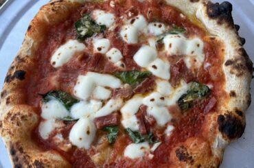 A few Diavola pizzas that I made for my birthday. 65% hydration. 24 hour sourdough ferment. Cooked in gozney dome