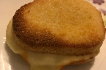 Mozzarella in carrozza