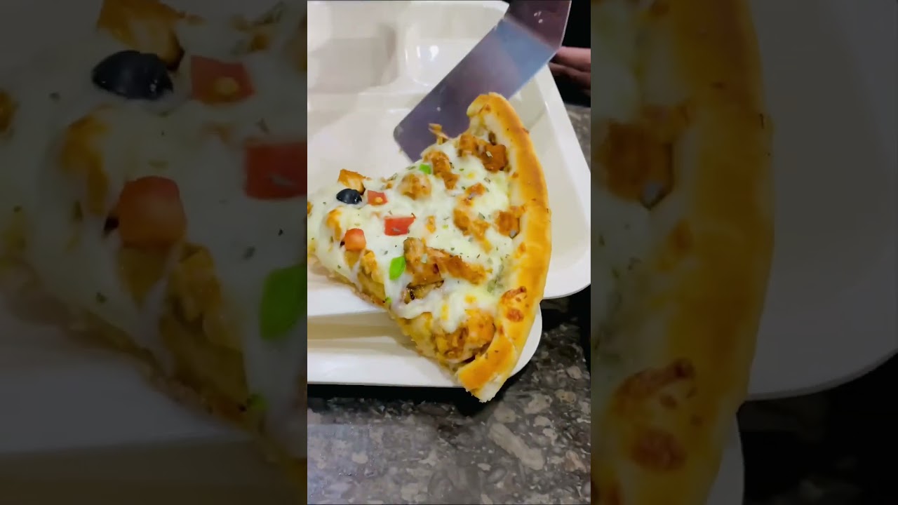 BBQ Delicious pizza #shorts #food BBQ Delicious pizza #shorts #food