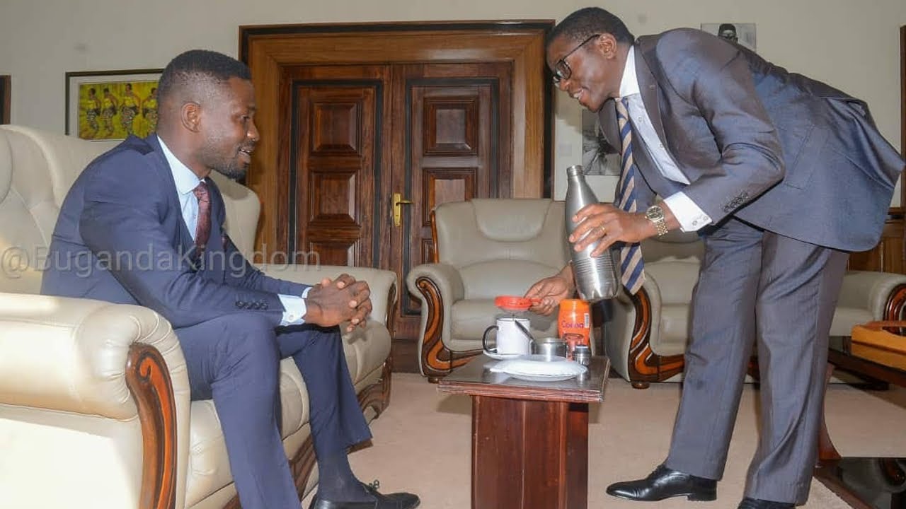 OKUWA BOBI WINE OBUTWA! KYAYI MAYIGA GWEYAWADE KYAGULANYI YABADEMU OBUTWA OKUWA BOBI WINE OBUTWA! KYAYI MAYIGA GWEYAWADE KYAGULANYI YABADEMU OBUTWA