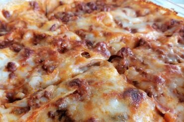 Best Homemade Lasagna recipe. Italian Grandma's secret ingredients #lasagna