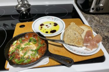 italian inspired shakshuka