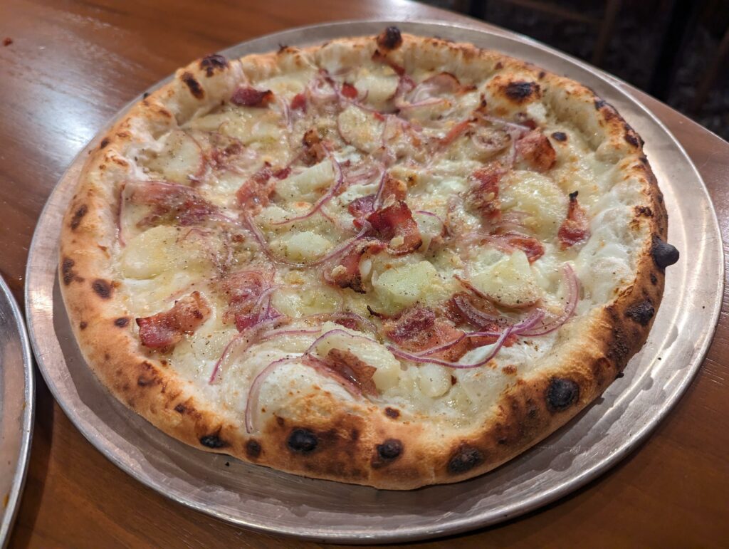 Tarte Gratinée (Neapolitan Flammekueche)