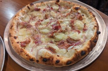 Tarte Gratinée (Neapolitan Flammekueche)