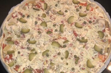 I am sure this will offend Italian people. As a non Italian foodie, I feel offended #pickleisthenewpineapple