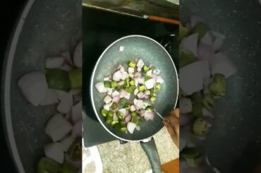 Bread Pizza Without Oven #shorts #pizzaathome #cooking #pizza #italian #breadpizza