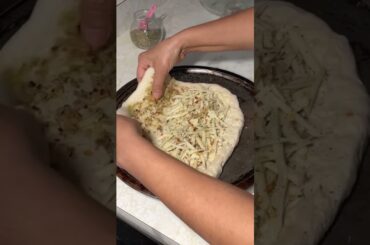 Restaurant Style Cheesy Garlic Bread Sticks #cooking #garlicbread #dominos #canada #homemade #india