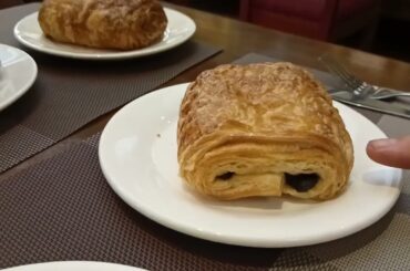 DIFFERENT FOODS @ DIFFERENT RESTAURANTS ALONA BEACH PANGLAO BOHOL PHILIPPINES FRENCH ITALIAN STEAK