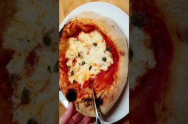 Crafting Perfect Pizza Crust #pizza #recipe #foodlanguage #shorts