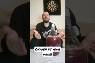 Did you know - oxygen is GOOD and BAD for your homemade wine?! #shorts