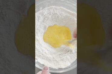 Homemade Zeppoles Recipe (Italian Doughnuts) #shorts