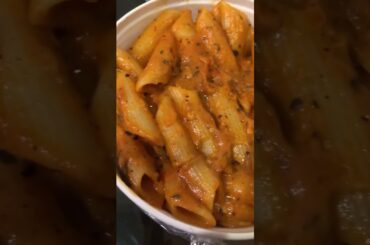 What I ate in a week junk food edition || best Italian in Delhi