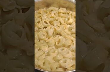 Slap Yo Mama Mia Tortellini With Homemade Pasta Sauce #shorts #meals #italian