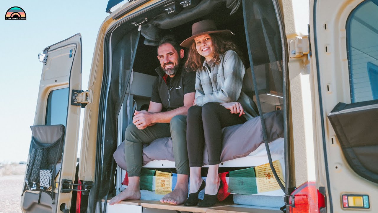 4×4 Transit w/ Pizza Oven, Bed Lift, & Full Bathroom 4x4 Transit w/ Pizza Oven, Bed Lift, & Full Bathroom