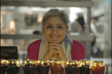 New Series 'EATING OUT' Falafel at Honey and Smoke!