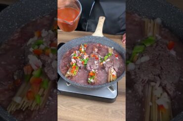 Don't make pasta with meat before watching this video! Now I just want to do it like this!