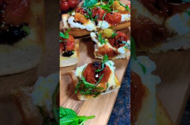 Quick and easy Roasted Garlic Tomatoes Burrata Bruschetta recipe | Italian food | Vegetarian