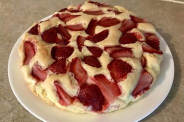 My first strawberry cake!