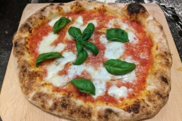 Neapolitan style in home oven