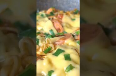 Cheesy noodles recipe | Delicious homemade noodles #eatdelicious #food #noodlesrecipe