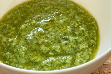 How to Make Original Italian Pesto only in 2 minutes