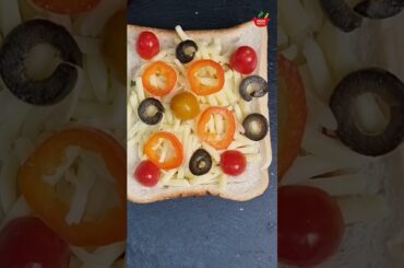 Cheese Burst Pizza Recipe #shorts #ytshorts #cookingshorts