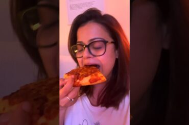 The NEW Pizza Hut Schezwan Pizza #shorts #ashortaday