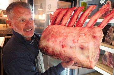 This Italian Restaurant Makes THE BEST Steak! Your Taste Buds Will be Shocked!