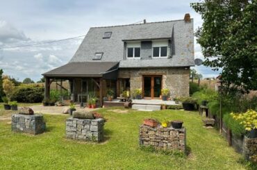 @suzanneinfrance -SIF-001703 - Beautifully presented stone house with large garden and no neighbours
