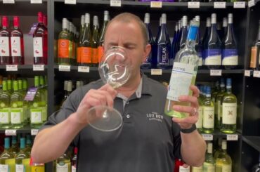 Banfi Centine Pinot Grigio 2021 | One Minute of Wine Episode 901