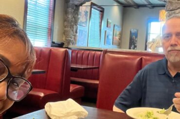 MUKBANG @ JOHNNY CARINO’S RESTAURANT, ITALIAN FOOD